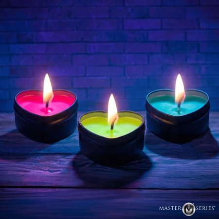 (image for) Burning Heart Blacklight Reactive Heart Drip Candle Set of 3