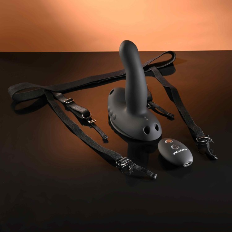 (image for) Evolved Come Closer - harness with RC vibrating