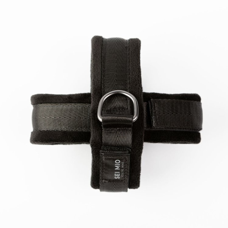 (image for) SEI MIO Cross Purposes Over-Wrap Cuffs