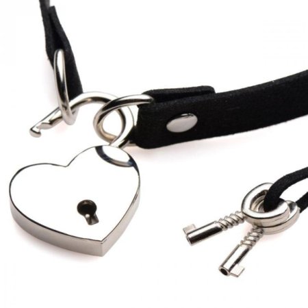 (image for) Lock-It Heart Choker