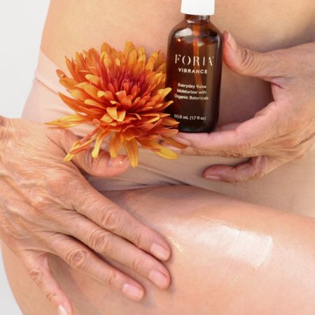 (image for) FORIA Vibrance Everyday Vulva Moisturizer with Organic Botanicals 50.6ml / 1.7oz